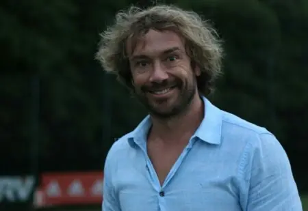 Diego Lugano fue demandado por Tenfield.