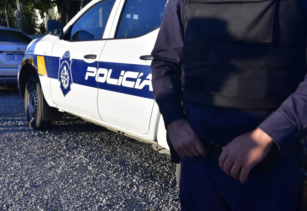 Tragedia en Malvín: murió un adolescente tras ser embestido por un ómnibus y vecinos denuncian peligro en la zona