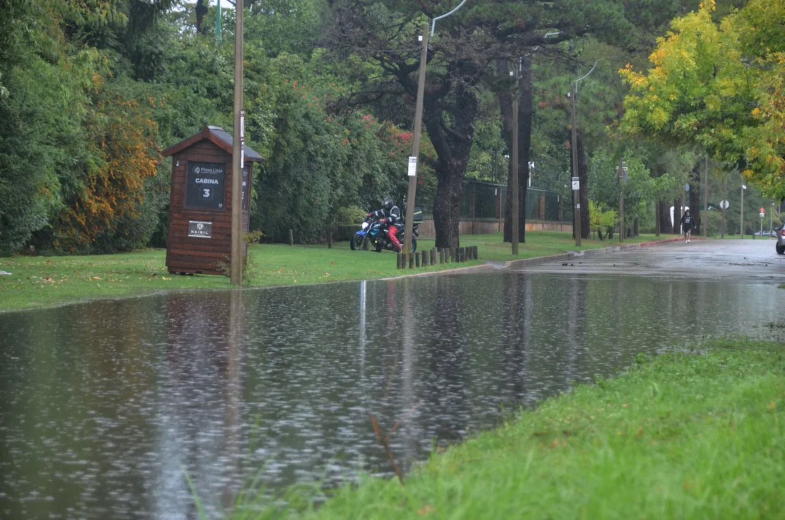Bergara sobre inundaciones: «No es una cuestión nueva» y en Aguada el problema tiene «múltiples dimensiones»