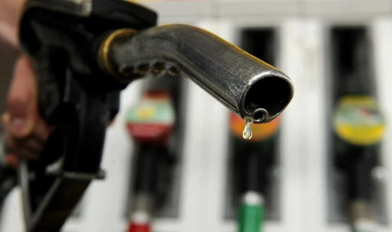 ¿Cuáles son los nuevos precios de los combustibles que comenzarán a regir a partir del lunes 1° de junio?
