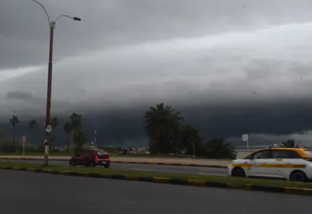 Inumet emite una alerta naranja por tormentas fuertes y puntualmente severas para hoy jueves 27 de agosto