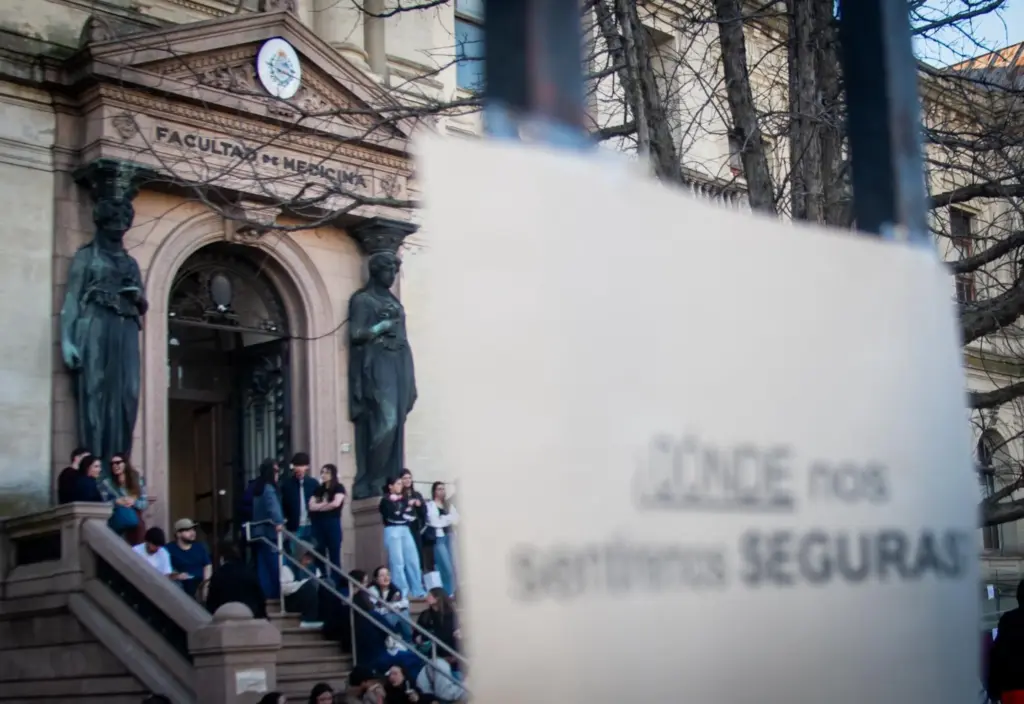 Medicina definió protocolo ante medidas cautelares de violencia de género con custodia policial y tobilleras
